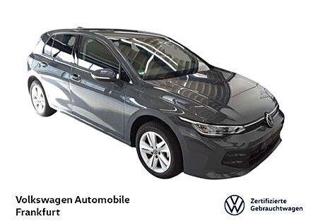 VW Golf Volkswagen VIII 1.5 eTSI DSG Life FrontAssist LED DAB+