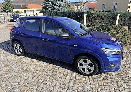 Dacia Sandero Essential