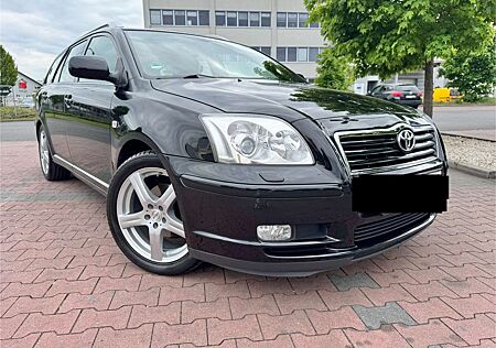 Toyota Avensis 1.8 VVT-i Combi