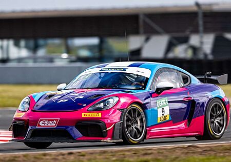 Porsche Cayman 718 GT4 RS Clubsport Rennwagen Race car