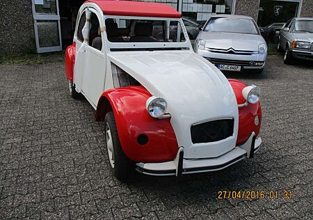 Citroën 2 CV Citroen 2CV Dolly rot/weiß verz. Chassis 1Jahr Gewährl.