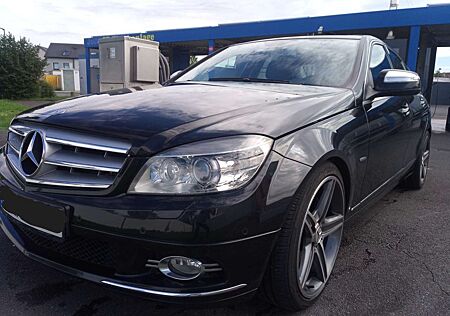 Mercedes-Benz C 320 CDI DPF 4Matic 7G-TRONIC Avantgarde