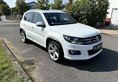 VW Tiguan Volkswagen Sport & Style 1.Hand R-Line Standhzg