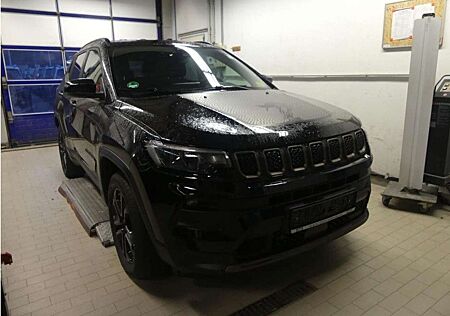 Jeep Compass Upland PHEV 4WD+NAV+LED+KAM+ACC+VIRTUAL