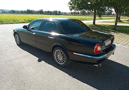 Jaguar XJ 4.2 V8 XJ8 X350