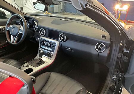 Mercedes-Benz SLK 350 (BlueEFFICIENCY) 7G-TRONIC
