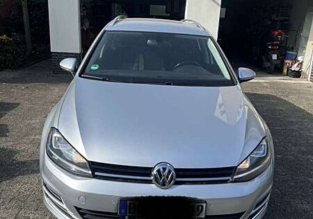 VW Golf Variant Volkswagen 2.0 TDI BlueMotion Technology DSG Lounge