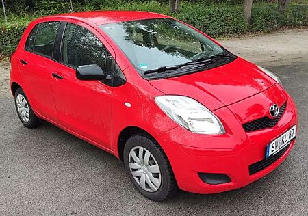 Toyota Yaris 1.0 VVT-i