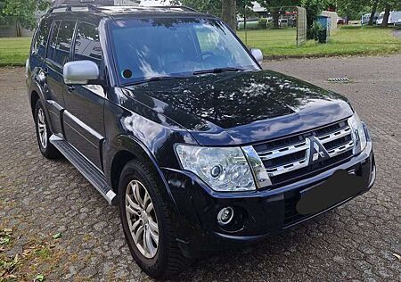 Mitsubishi Pajero Montero
