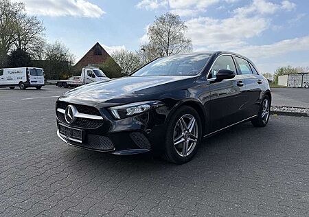 Mercedes-Benz A 220 7G-DCT Progressive