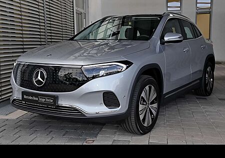 Mercedes-Benz EQA 4M KAMERA+TOTWINKEL+PANORAMA+CARPLAY+18"