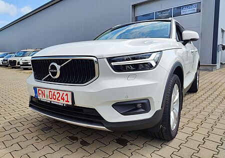 Volvo XC 40 XC40 T3 Geartronic Momentum / NAVI / LEDER / LED