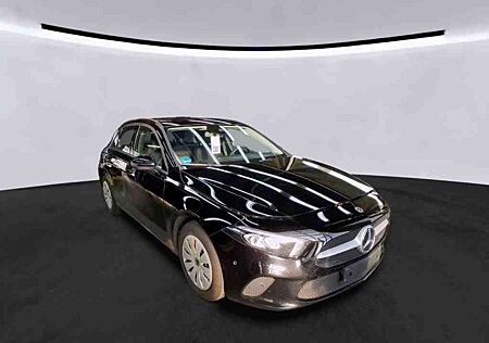 Mercedes-Benz A 200 d*PANO*R-KAMERA*NAVI*SITZ-HZG*