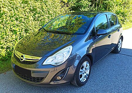Opel Corsa 1.4 16V Satellite