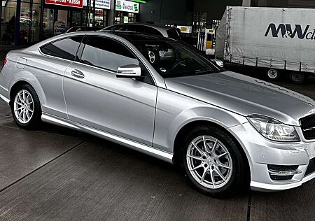 Mercedes-Benz C 250 Coupé W204