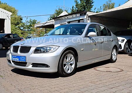 BMW 325 xi |AUTOMATIK|PDC|KLIMA|1.HAND|SCHECKHEFT|52T