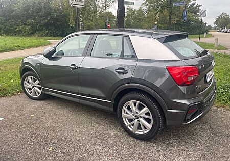 Audi Q2 40 TFSI quattro S tronic, Winter + Sommerreifen