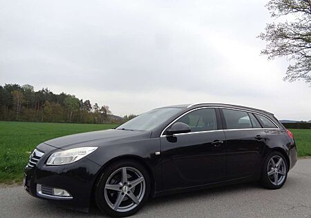 Opel Insignia A 2.0 CDTI Sports Tourer EDITION *NAVI*AHK*SHZ*PDC