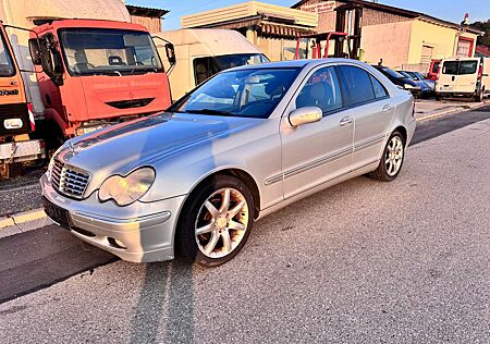 Mercedes-Benz C 220 CDI (LA)(203.008)