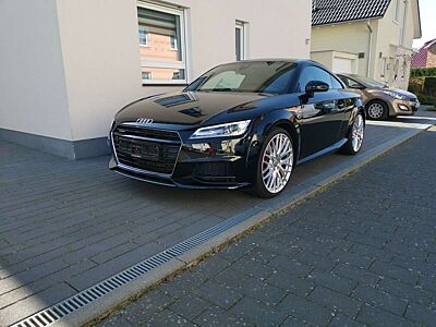 Audi TT Coupe 2.0 TFSI quattro S tronic Sline