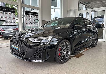 Audi RS3 Sportback 2.5i*280KM/H,RS-SAGA,PANO,LEDERMATRIX*
