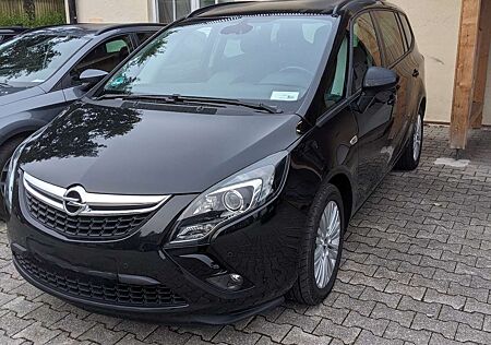 Opel Zafira Tourer 1.6 170 PS ECOTEC