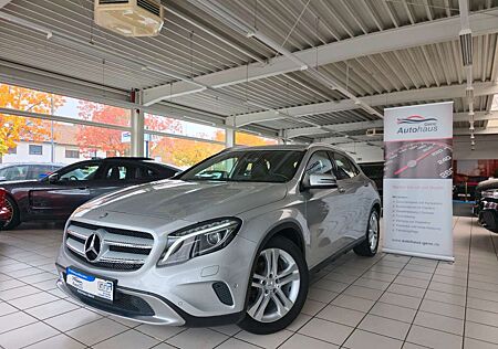 Mercedes-Benz GLA 180 Urban Automatik Kamera Bi-Xenon