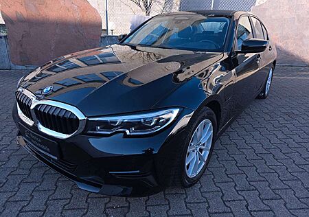 BMW 330 3 Lim. e Advantage*VIRT*LED*KAMERA*HUD