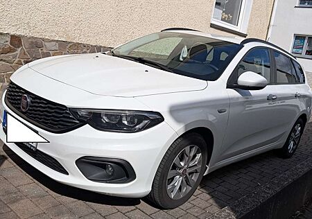 Fiat Tipo Kombi 1.4 T-Jet Easy