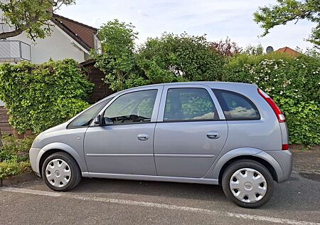 Opel Meriva 1.6 16V Edition aus erster Hand