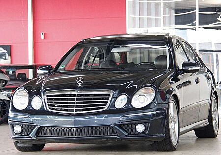 Mercedes-Benz E 55 AMG E55 AMG *DiSTRONiC*COMAND*H&K*PANORAMA*AiRMATiC*