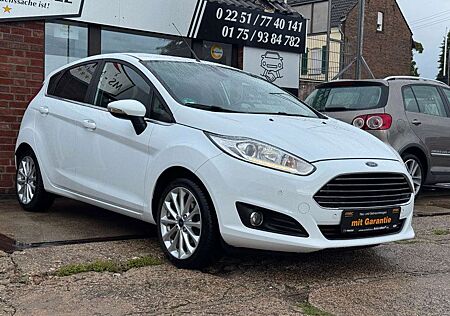 Ford Fiesta Titanium*GARANTIE*1HAND*NAVI*