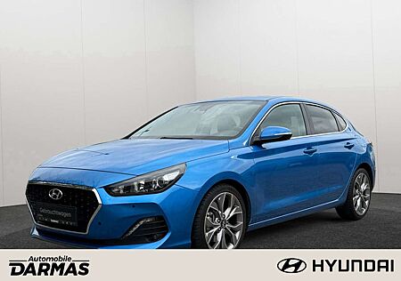 Hyundai i30 1.4 Fastback Navi PDC V+H RFK SHZ LHZ 8 ALU