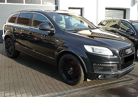 Audi Q7 4.2 TDI DPF S-line quattro 7 Sitzer tiptronic Navi