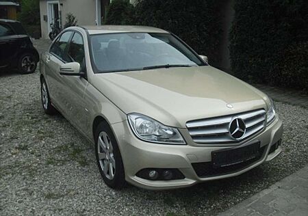 Mercedes-Benz C 180 CGI BlueEfficiency (204.049)