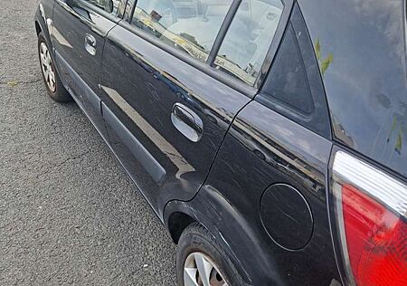Kia Rio 1.4 EX Basis