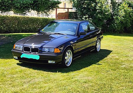 BMW 320i 320