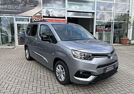 Toyota Pro Ace Proace City Verso 50 kWh L1 Team Deutschland Soundsystem Apple