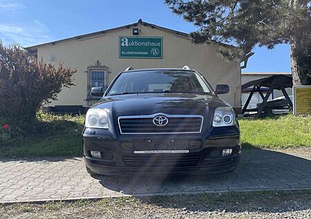 Toyota Avensis 2.0 Executive - Aus 2.Hand, Xenon, Klimaautomatik-