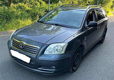 Toyota Avensis 2.2 D-CAT Combi Sol