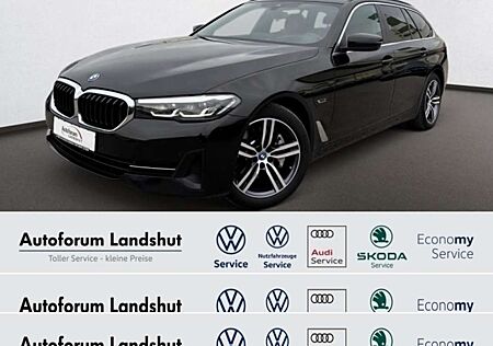 BMW 530 e xDrive LIVECOCKPROF/AMBI/LEDER/HUD/ASSIST