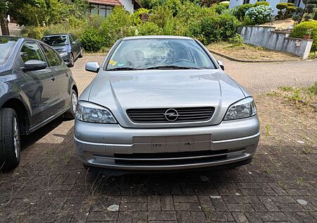 Opel Astra 1.6 Selection