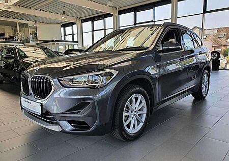 BMW X1 sDrive18i Aut. Advantage Navi/LED/Sportsitz/SHZ
