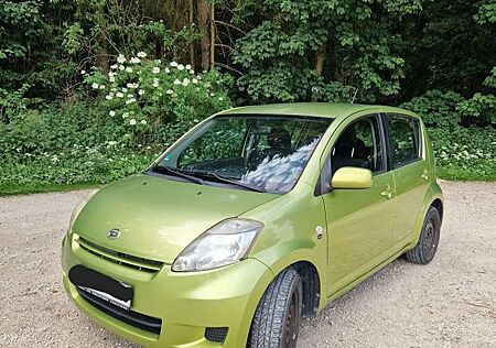 Daihatsu Sirion 1.0