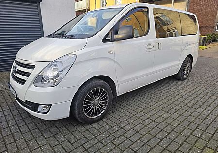 Hyundai H-1 2.5 CRDi Travel Premium