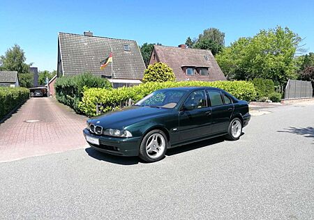 BMW 530 iA 2Hd Xen*SD*Komfortsitz*Standhz*Rollos