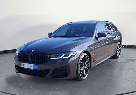 BMW 540 d xDrive Touring M Sport Vollausstattung!
