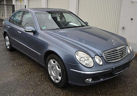 Mercedes-Benz E 200 Kompressor Automatik Elegance**Schiebedach**
