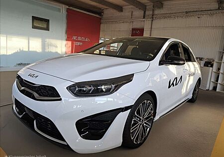 Kia Cee'd Ceed / GT-LINE