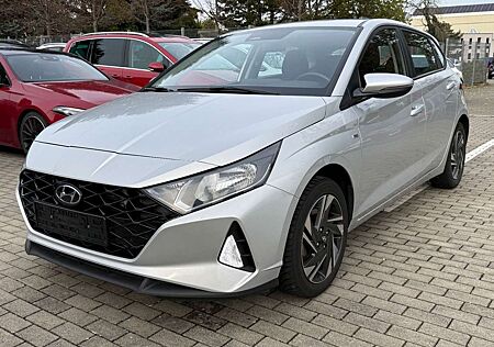Hyundai i20 1.0 T-GDI Mild-Hybrid Autm. PDC KAM CarPlay